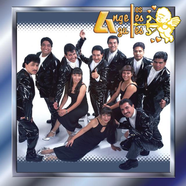 Album cover art for Una Lluvia de Rosas